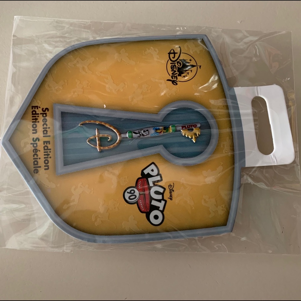 Disney Store Pluto 90th Pin
